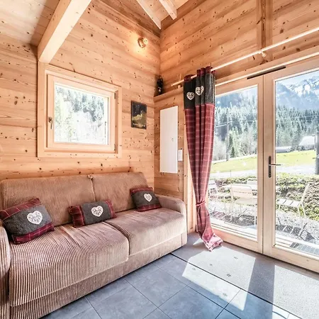 Leonie Chalet Abondance